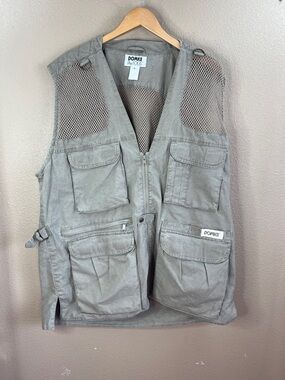 Men's Utility Field Photographers Vest in Olive Gray